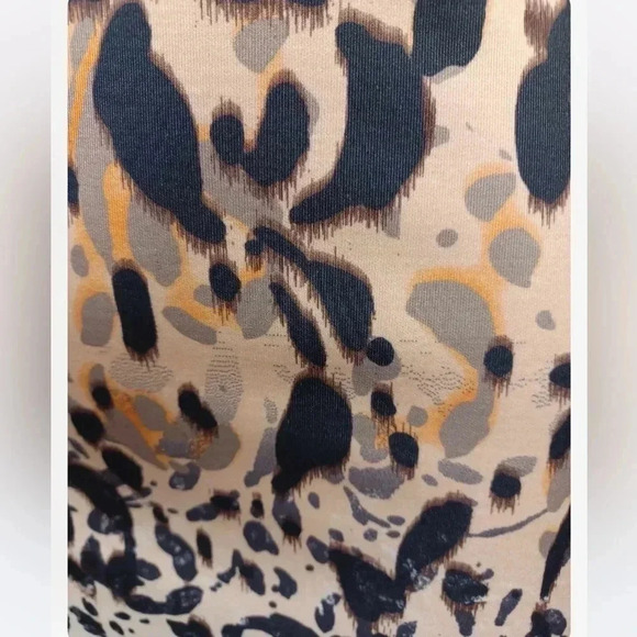 Bebe Leopard Print Long Sleeve Deep V Neck Bodycon Mini Dress Size  Small - Picture 10 of 10